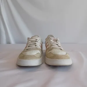 Adidas pink